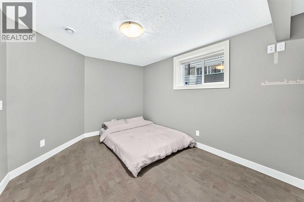 214 Rockyspring Circle Nw, Calgary, Alberta  T3G 6A3 - Photo 33 - A2319418