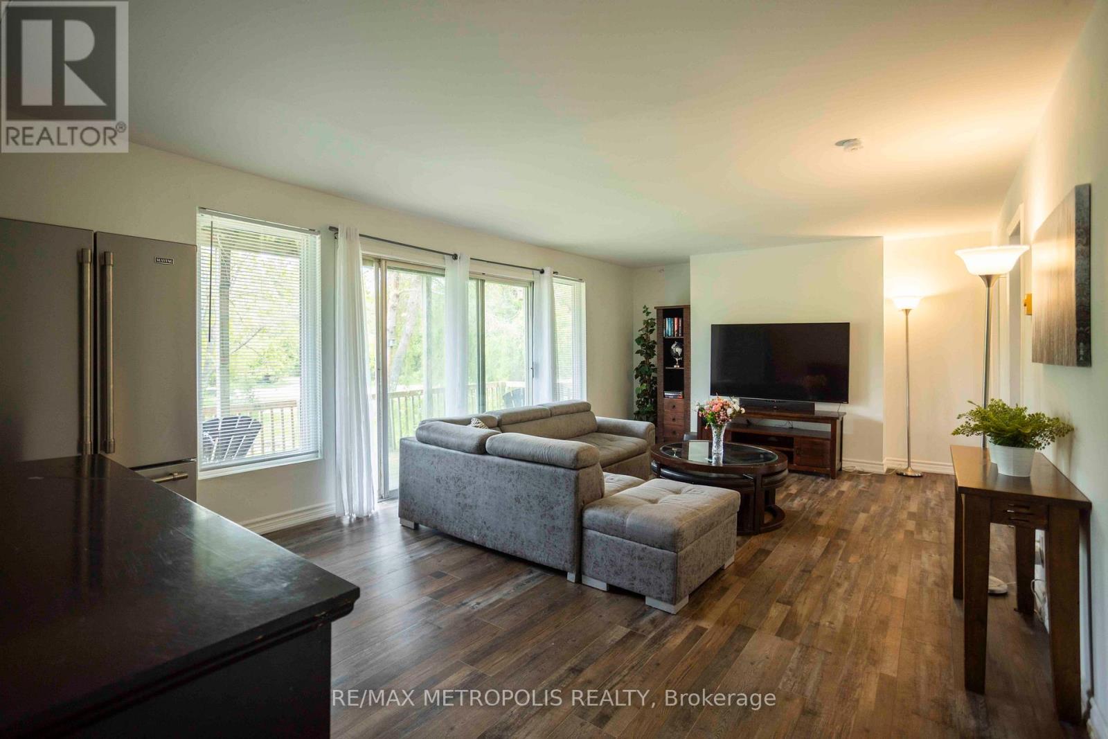 56 Georgian Manor Drive, Collingwood, Ontario L9Y 3Z1 - Photo 20 - S13458728