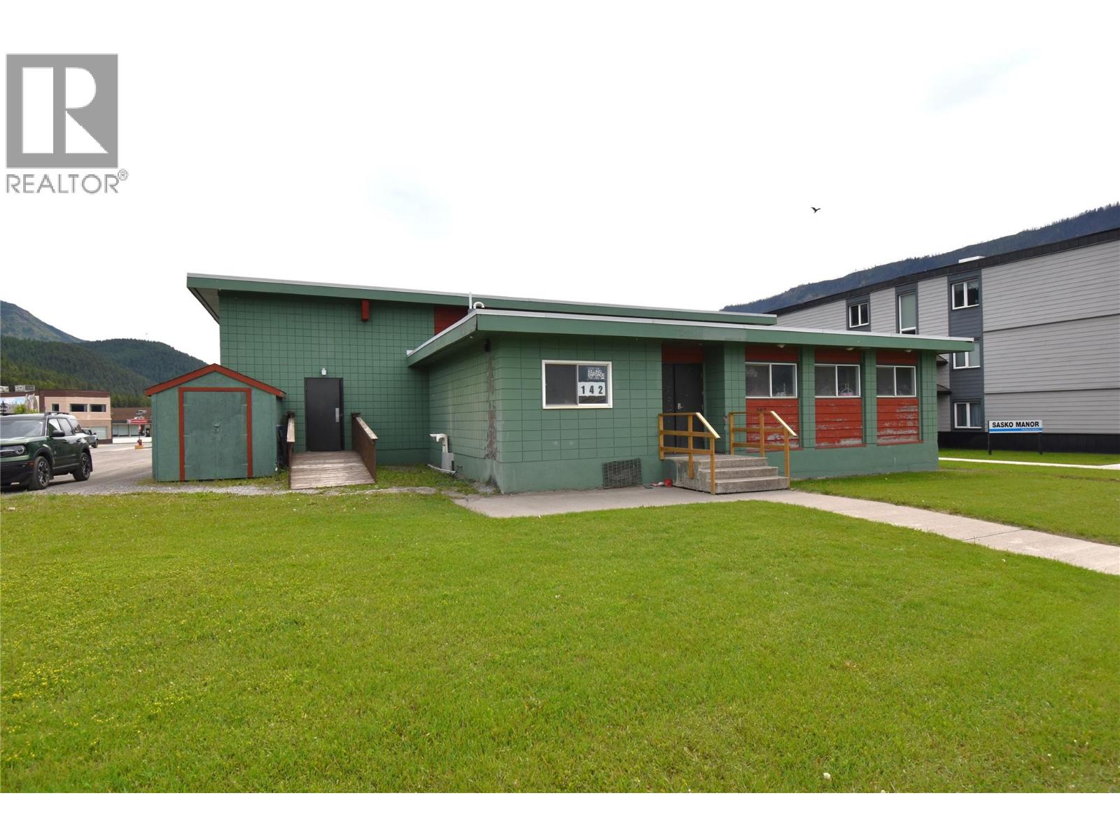 142 Spruce Avenue, Sparwood, British Columbia  V0B 2G1 - Photo 16 - 10391733