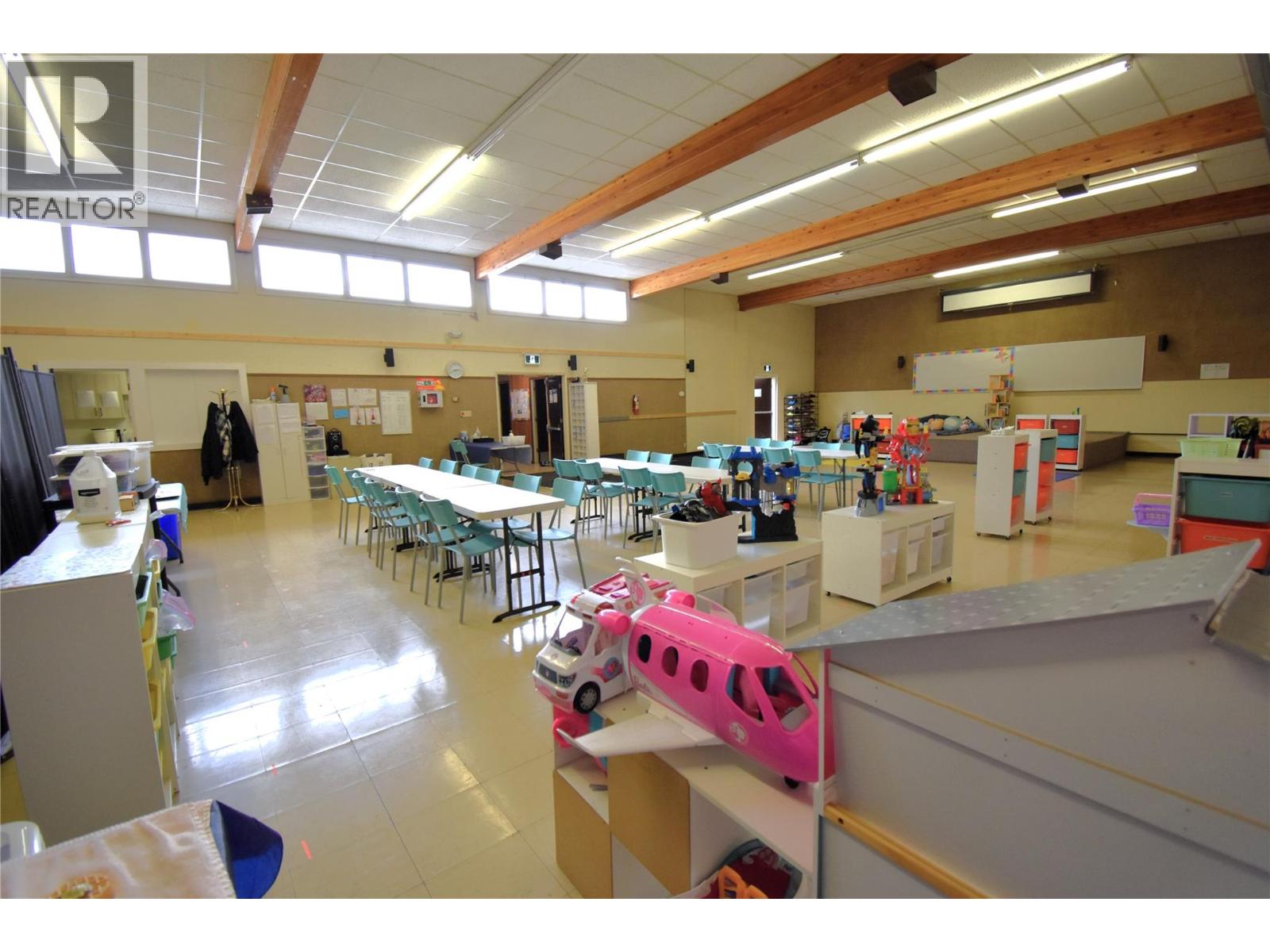 142 Spruce Avenue, Sparwood, British Columbia  V0B 2G1 - Photo 5 - 10391733