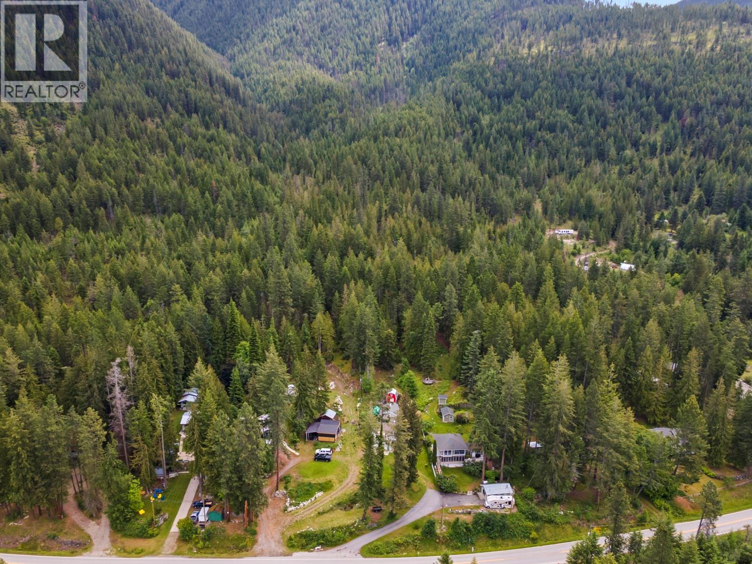 11114 3a Highway, Sanca, British Columbia  V0B 1A2 - Photo 5 - 10391210