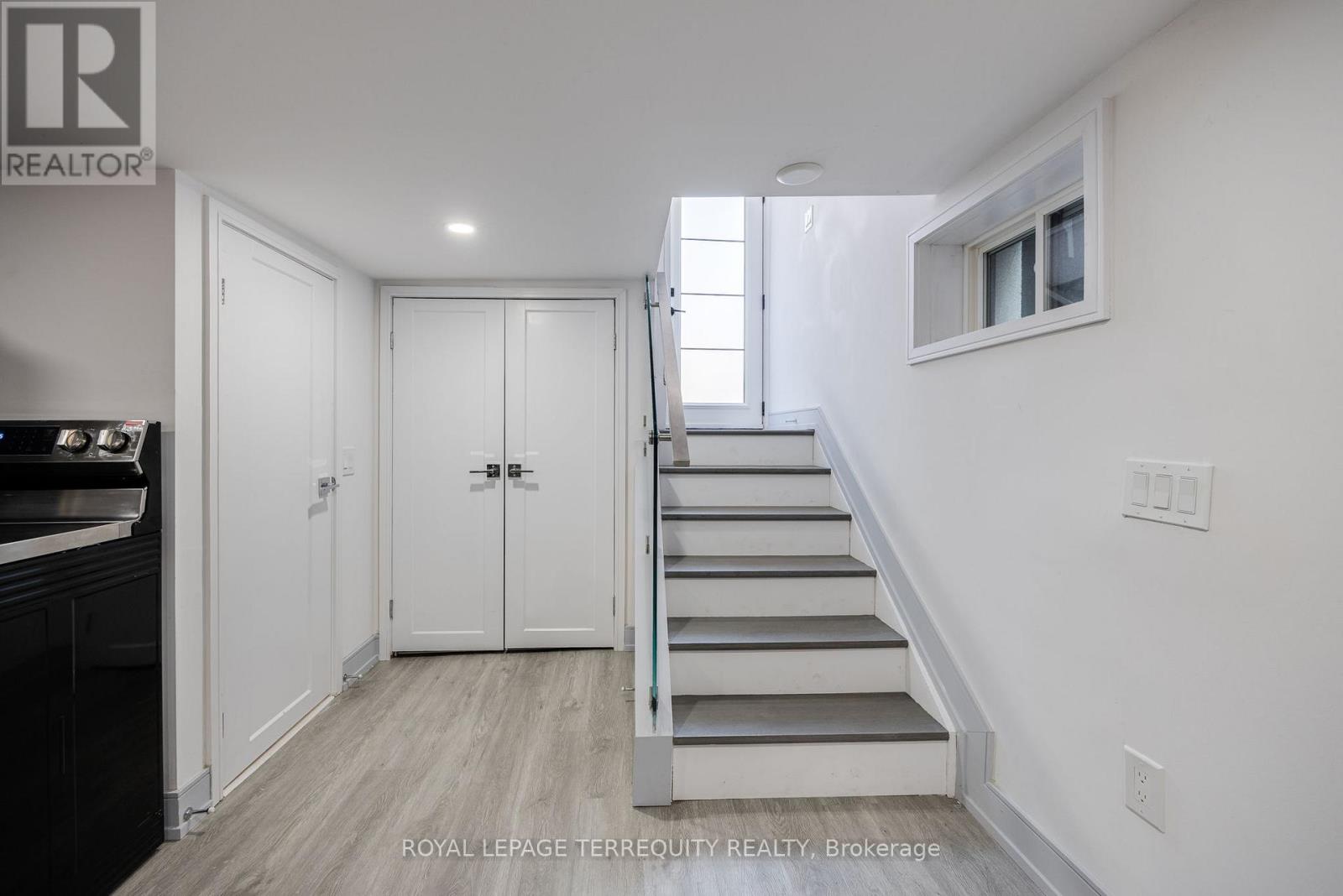 Bsmt - 668 Indian Road, Toronto, Ontario  M6P 2C9 - Photo 17 - W13458614
