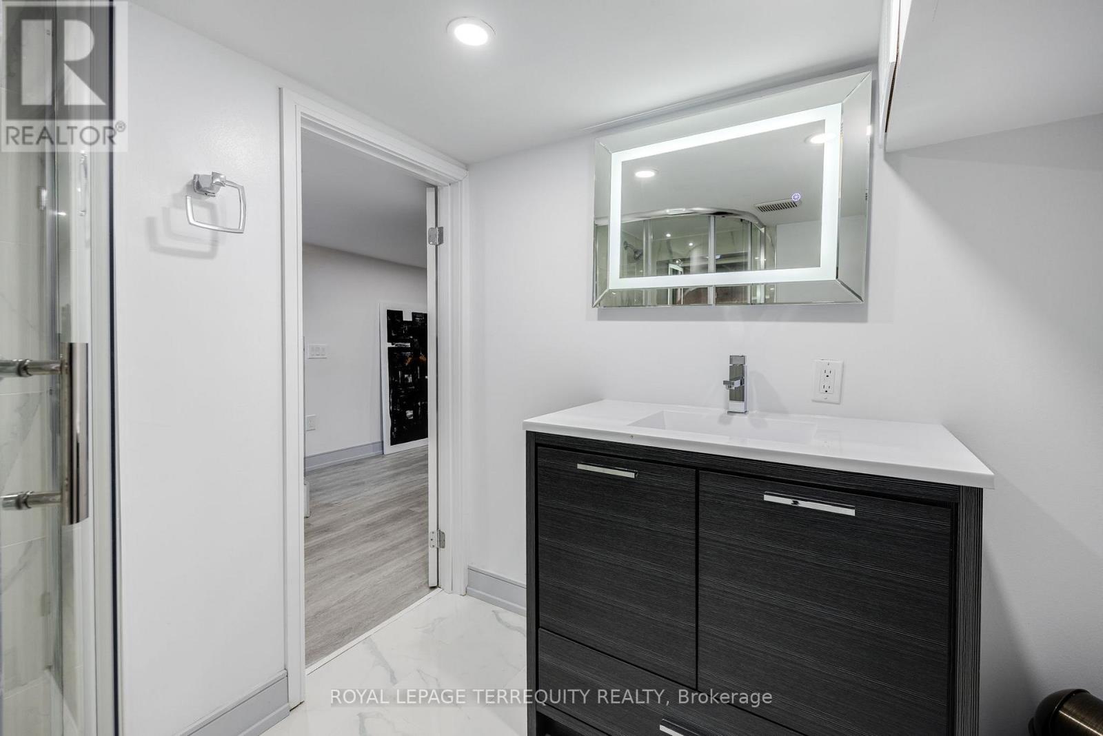 Bsmt - 668 Indian Road, Toronto, Ontario  M6P 2C9 - Photo 20 - W13458614