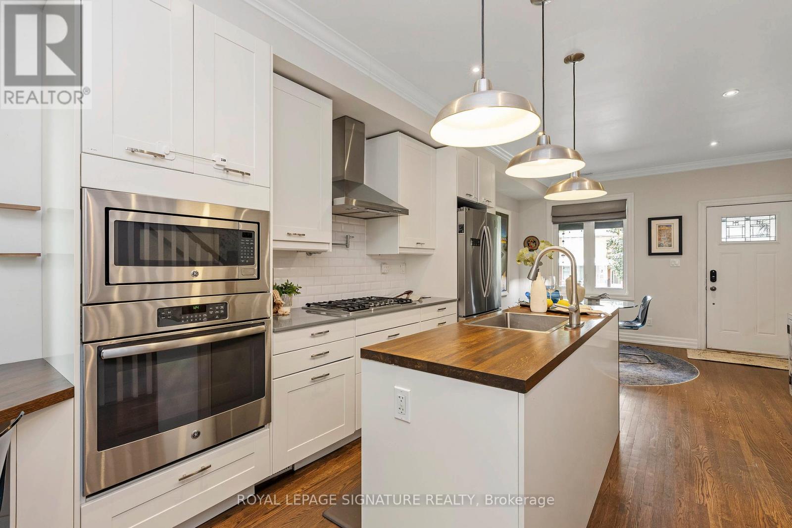 174 Yarmouth Road, Toronto, Ontario  M6G 1X4 - Photo 14 - W13458676