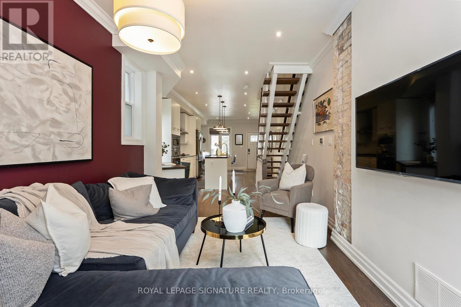 174 Yarmouth Road, Toronto, Ontario  M6G 1X4 - Photo 18 - W13458676