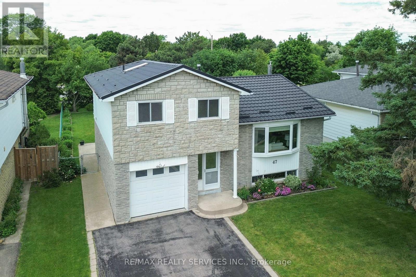 47 Grassington Crescent, Brampton, Ontario  L6S 1Z5 - Photo 33 - W13458706