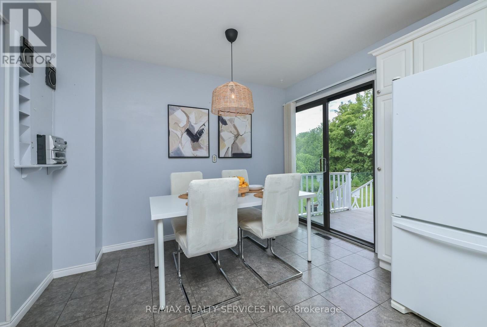 47 Grassington Crescent, Brampton, Ontario  L6S 1Z5 - Photo 6 - W13458706
