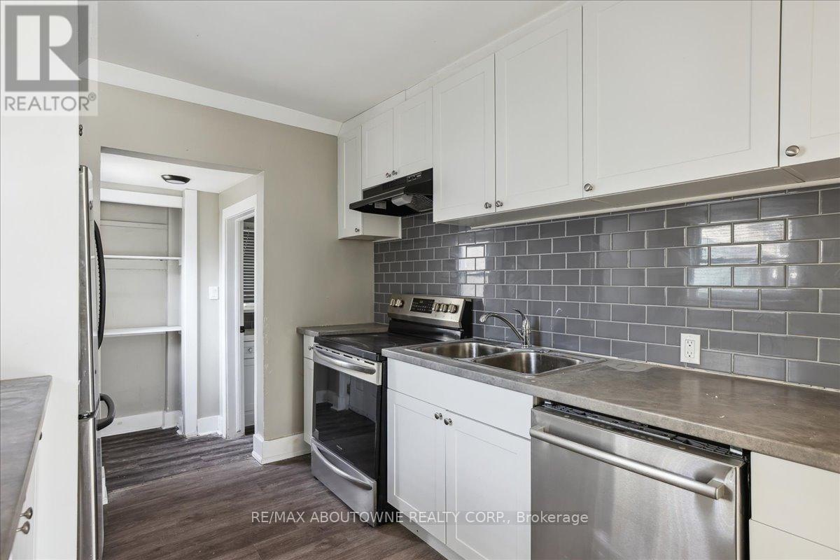 19 Seneca Street, St. Catharines, Ontario  L2R 2V1 - Photo 10 - X13458532