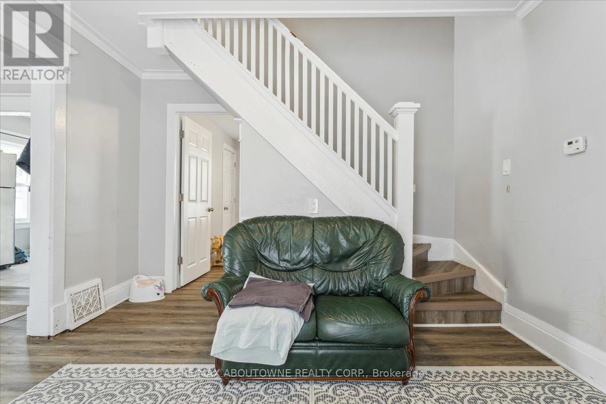 26 Vine Street, St. Catharines, Ontario L2M 4T2 - Photo 11 - X13458552