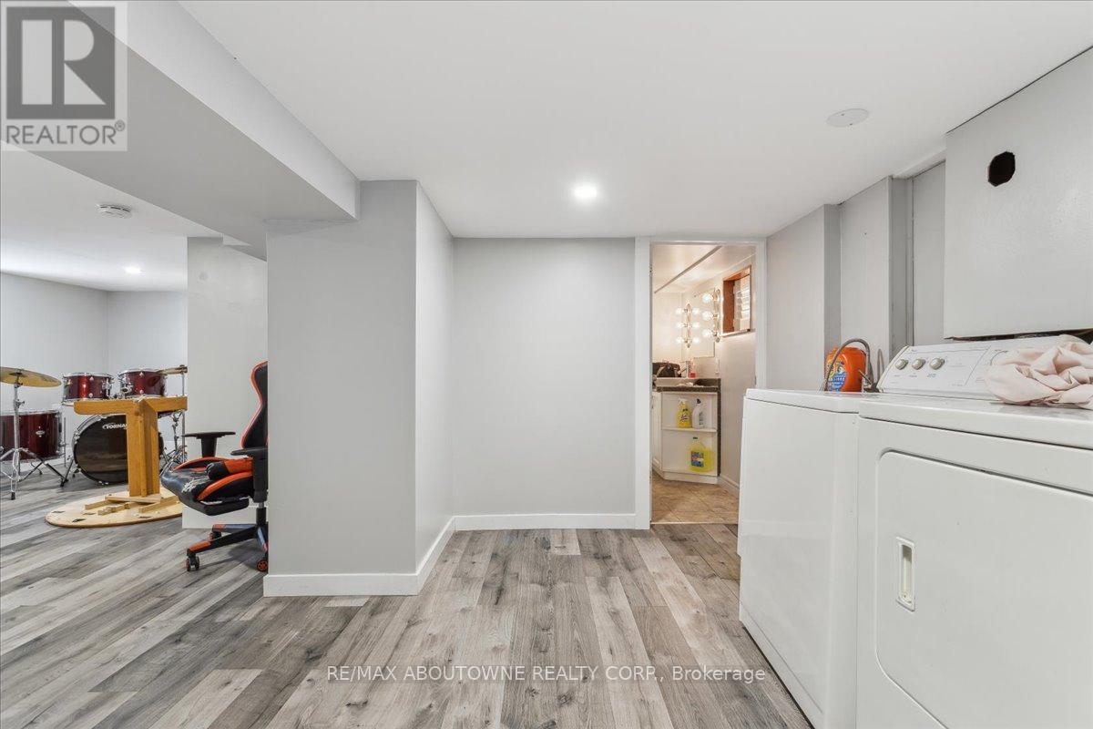 26 Vine Street, St. Catharines, Ontario L2M 4T2 - Photo 37 - X13458552