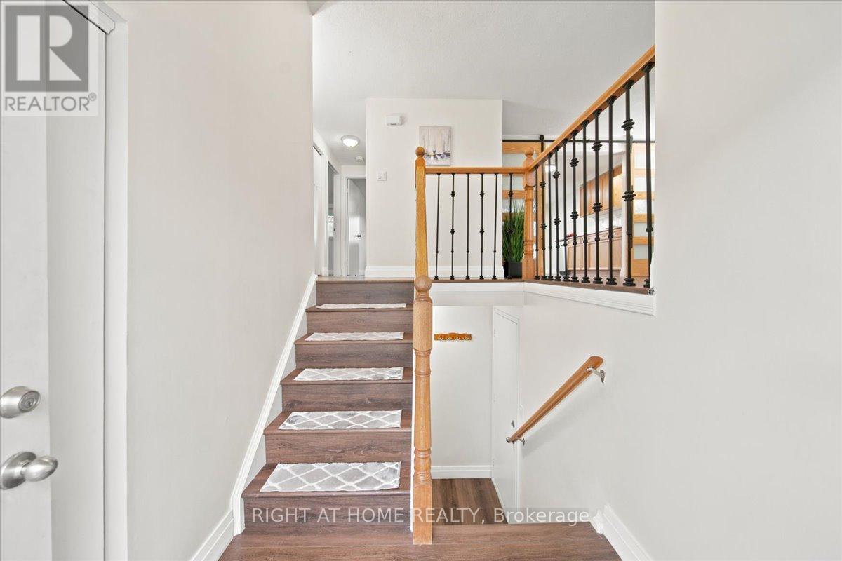 554 Halberstadt Circle, Cambridge, Ontario  N3H 5J5 - Photo 6 - X13458680