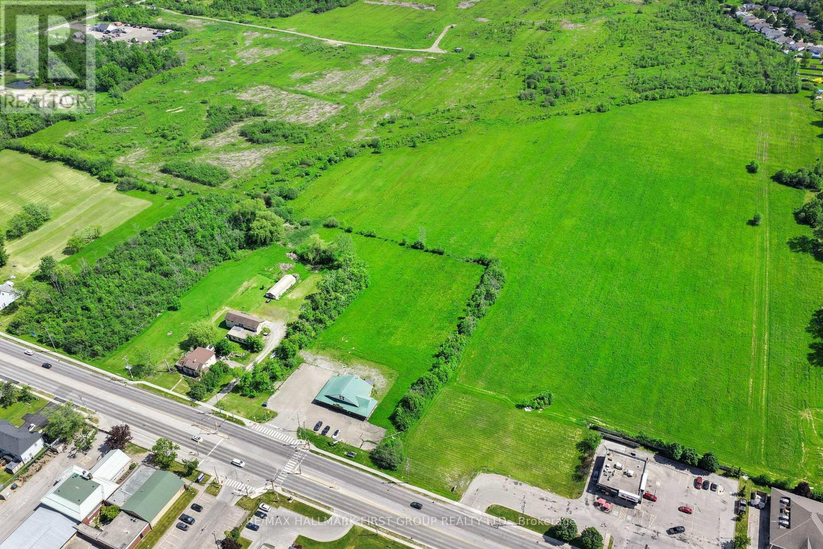 1127 Garrison Road, Fort Erie, Ontario L2A 1N8 - Photo 3 - X13458694