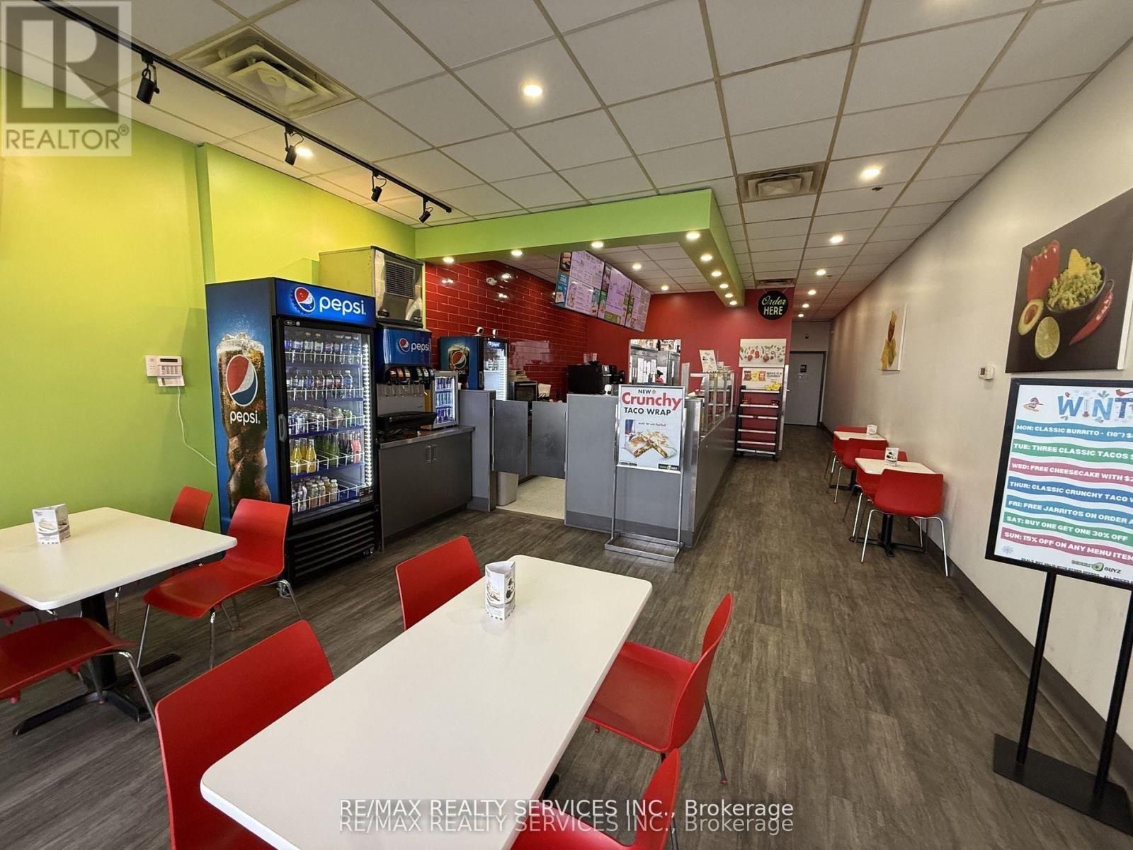 10 - 2255 Barton Street E, Hamilton, Ontario  L8H 7T4 - Photo 2 - X13458722