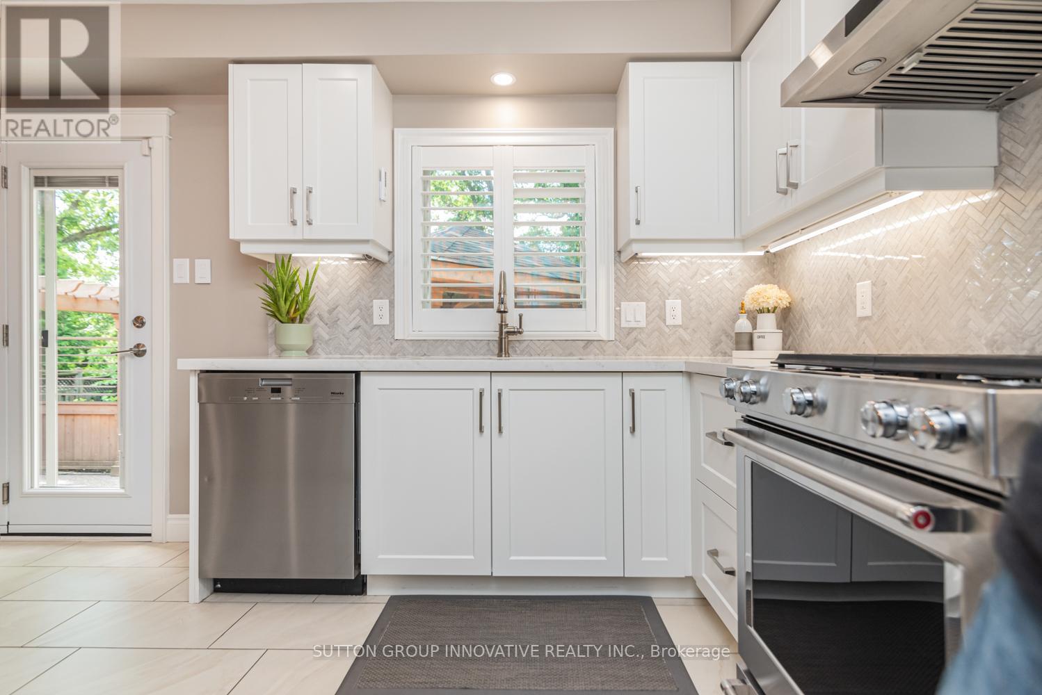 47 Pantano Drive, Hamilton, Ontario  L9B 2S8 - Photo 14 - X13458732
