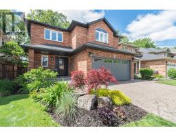 47 PANTANO DRIVE, Hamilton, Ontario