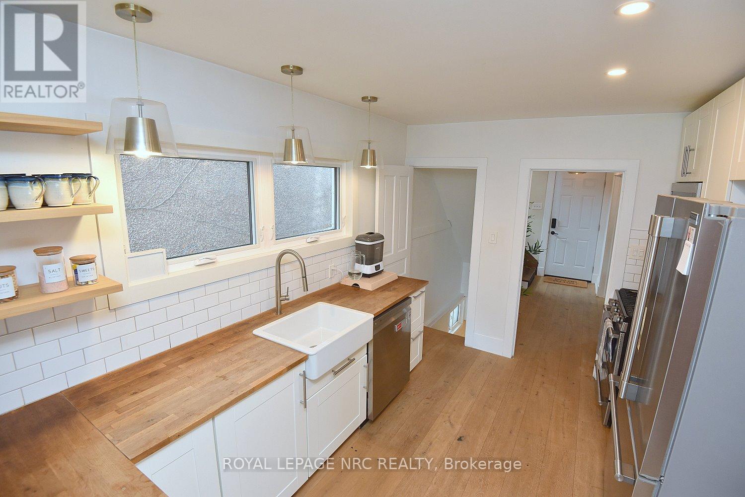 24 Fitzgerald Street, St. Catharines, Ontario  L2R 4B3 - Photo 11 - X13458822