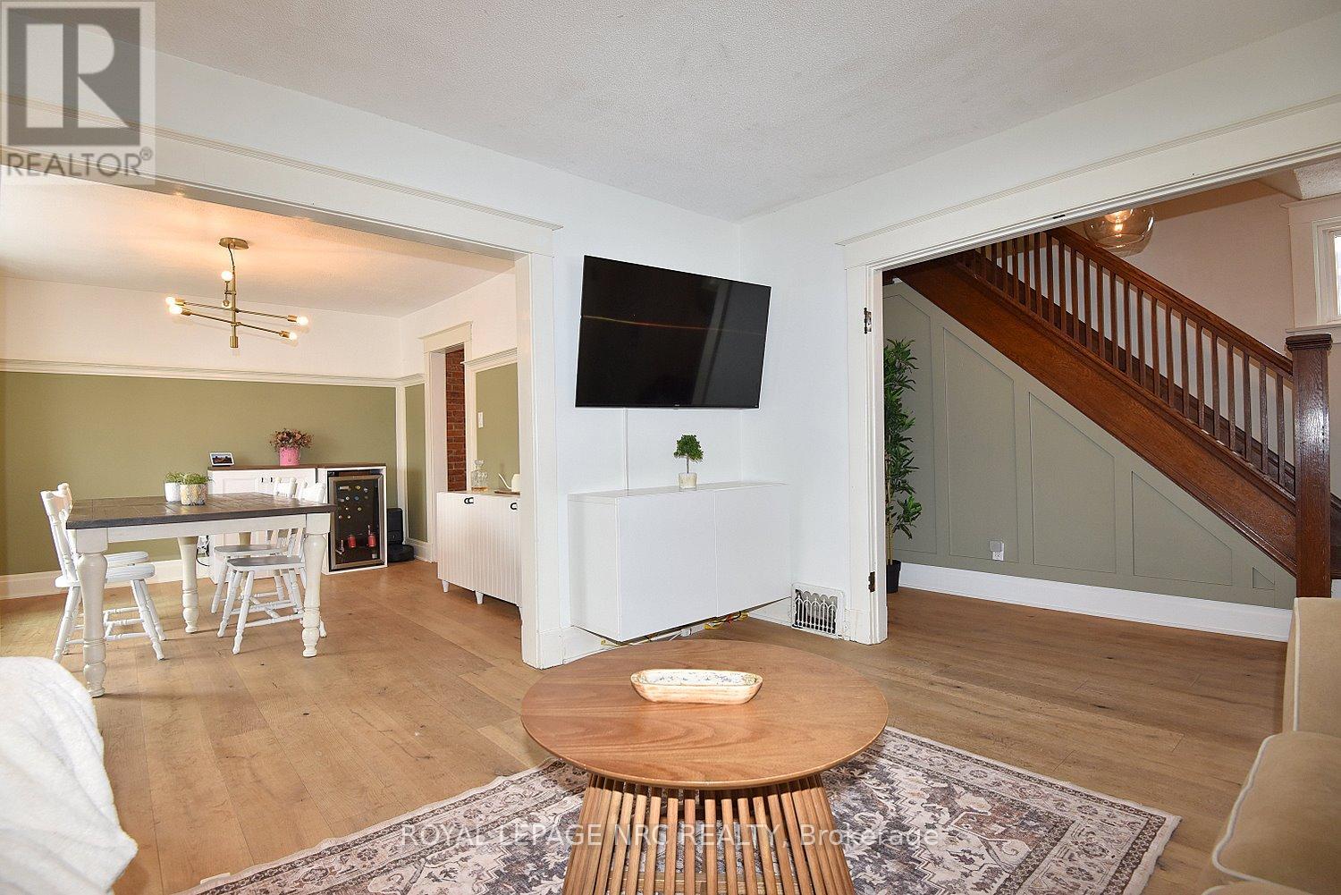 24 Fitzgerald Street, St. Catharines, Ontario  L2R 4B3 - Photo 4 - X13458822