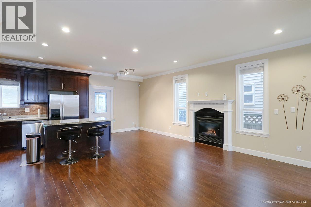 7240 Stride Avenue, Burnaby, British Columbia  V3N 1T9 - Photo 3 - R3137192