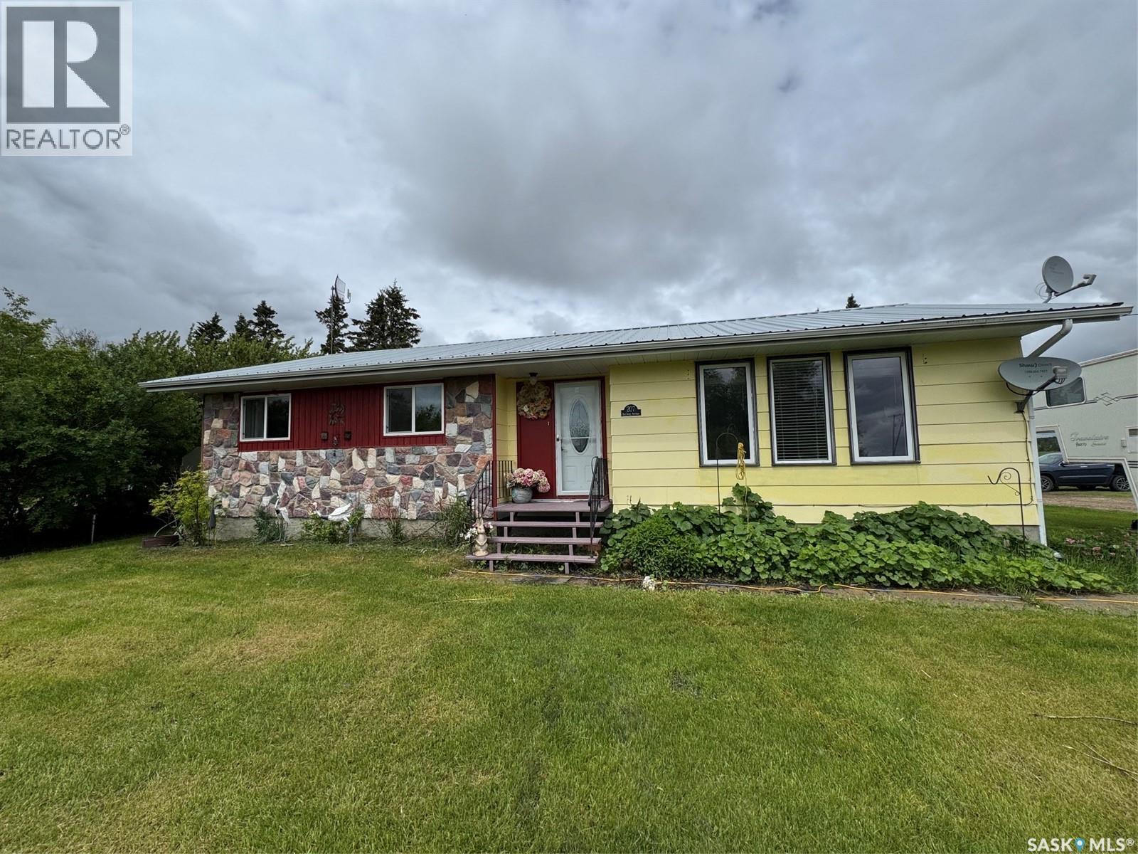 207 Railway AVENUE, Rabbit Lake, Saskatchewan