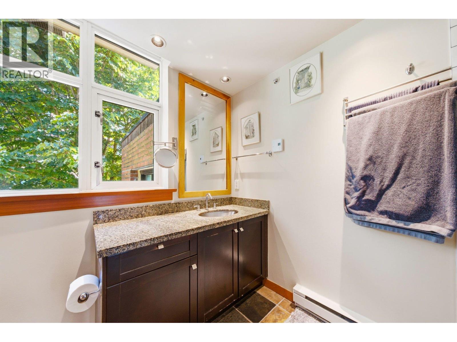 114 8 Renaissance Square, New Westminster, British Columbia  V3M 7A9 - Photo 25 - R3137197