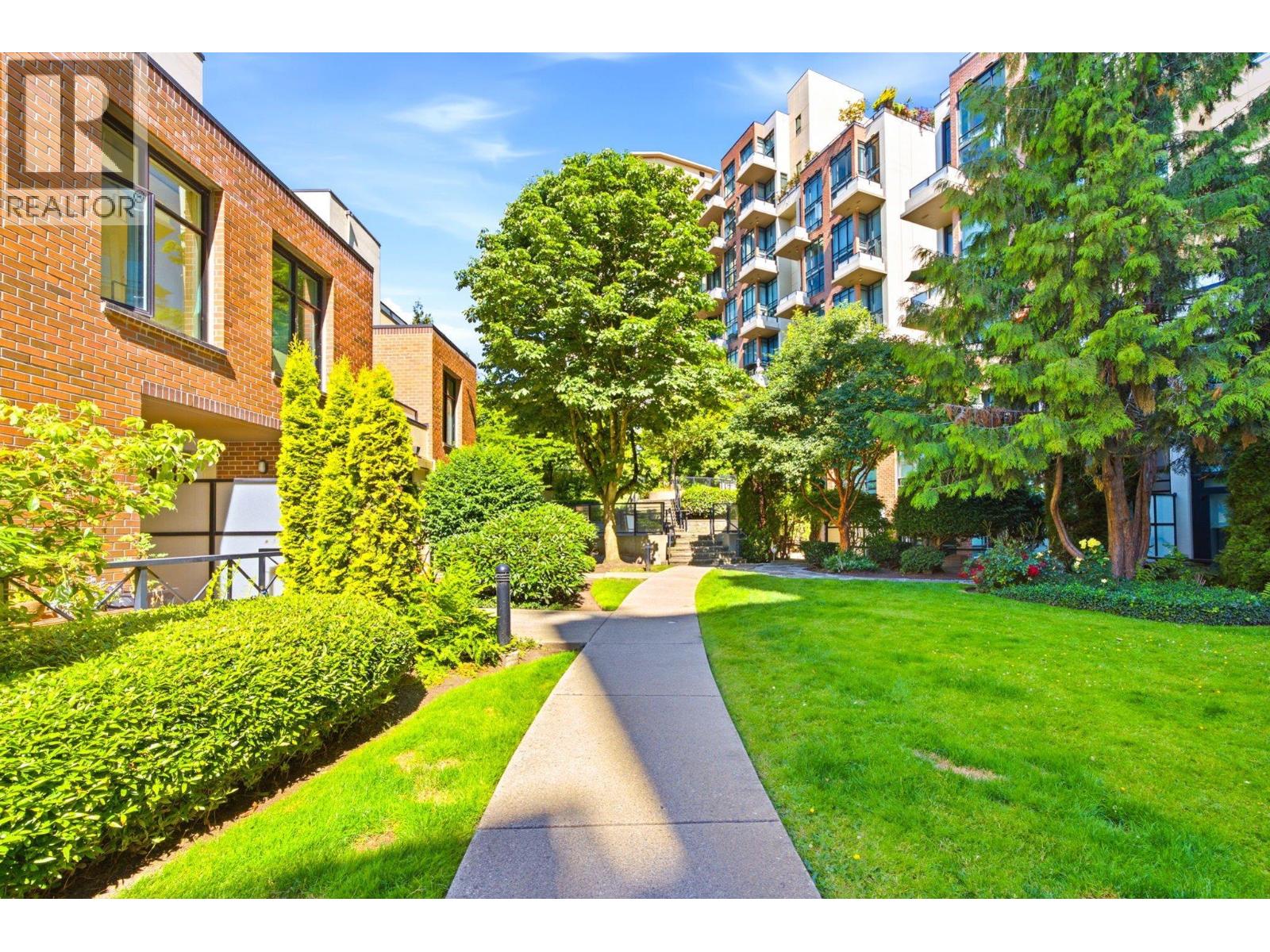 114 8 Renaissance Square, New Westminster, British Columbia  V3M 7A9 - Photo 37 - R3137197
