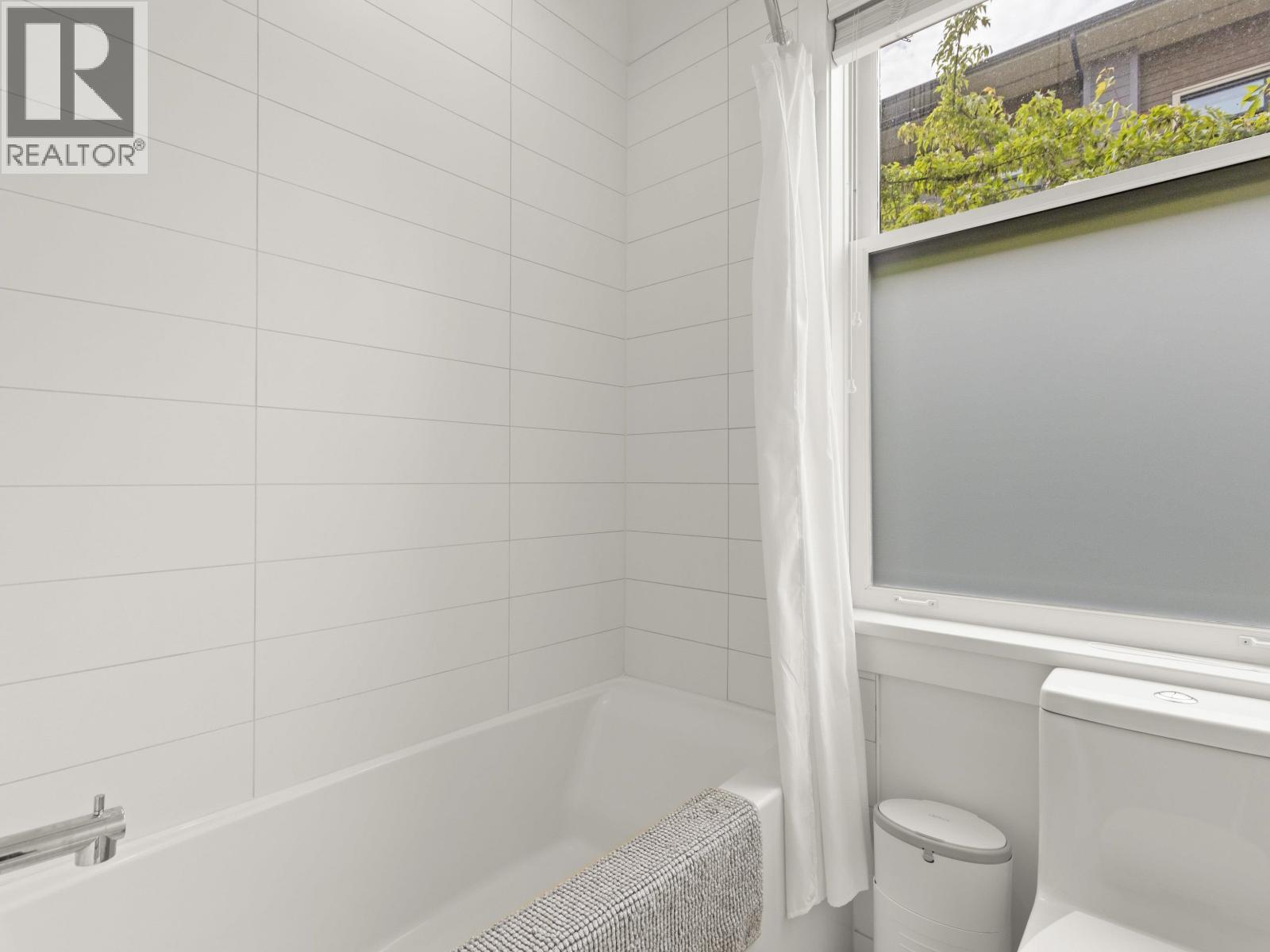 100 1872 Parker Street, Vancouver, British Columbia  V5L 2K9 - Photo 24 - R3137117