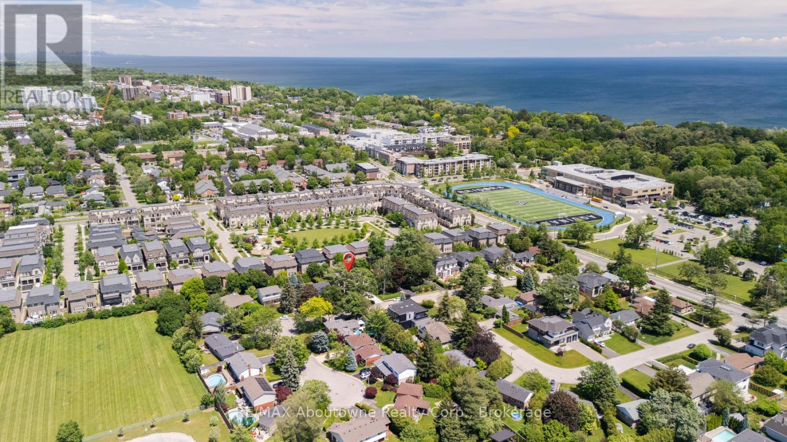 203 Weybourne Road, Oakville, Ontario  L6K 2T7 - Photo 48 - W13457162
