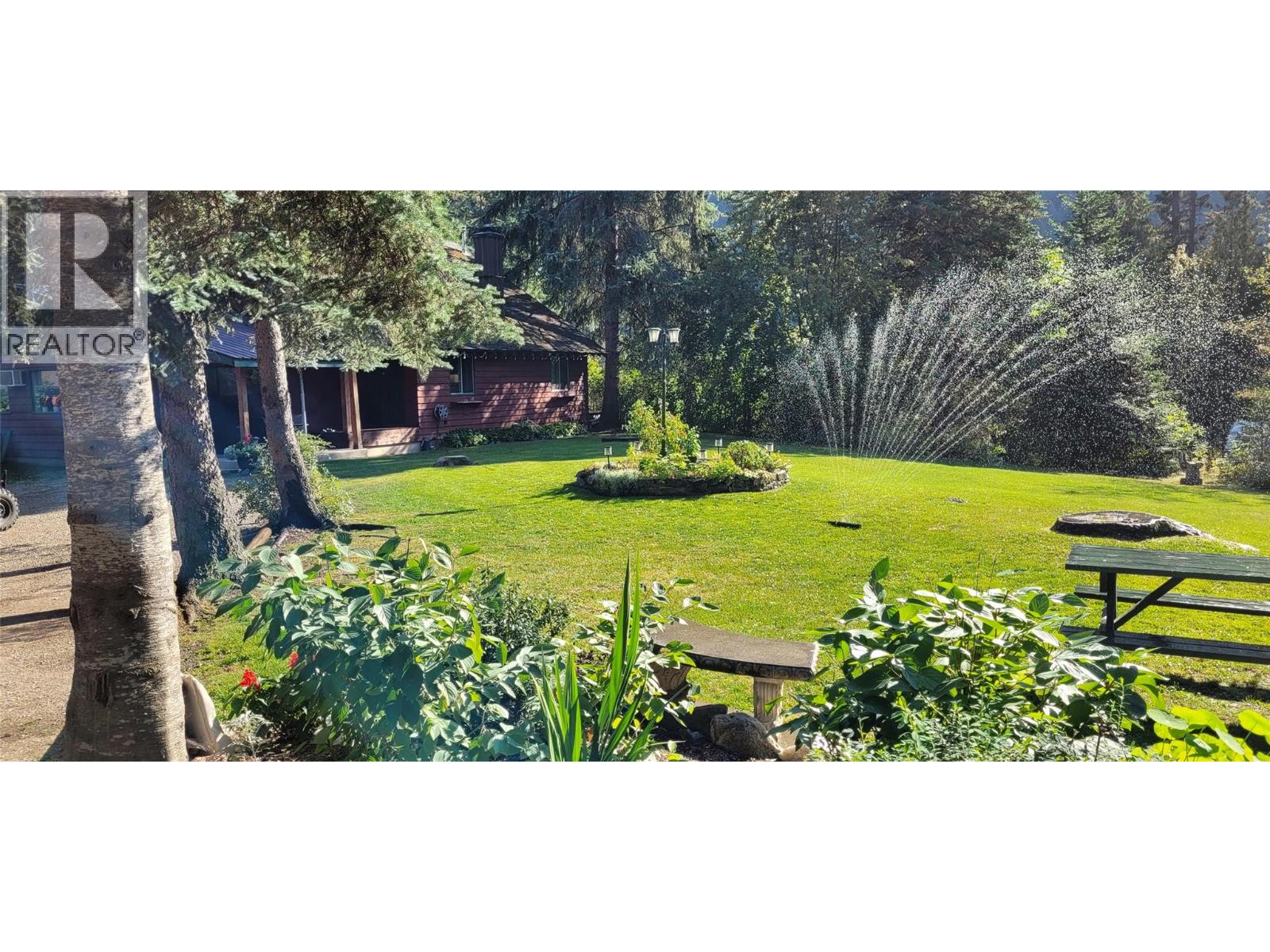 2126 Creighton Valley Road, Lumby, British Columbia  V0E 2G1 - Photo 14 - 10377499