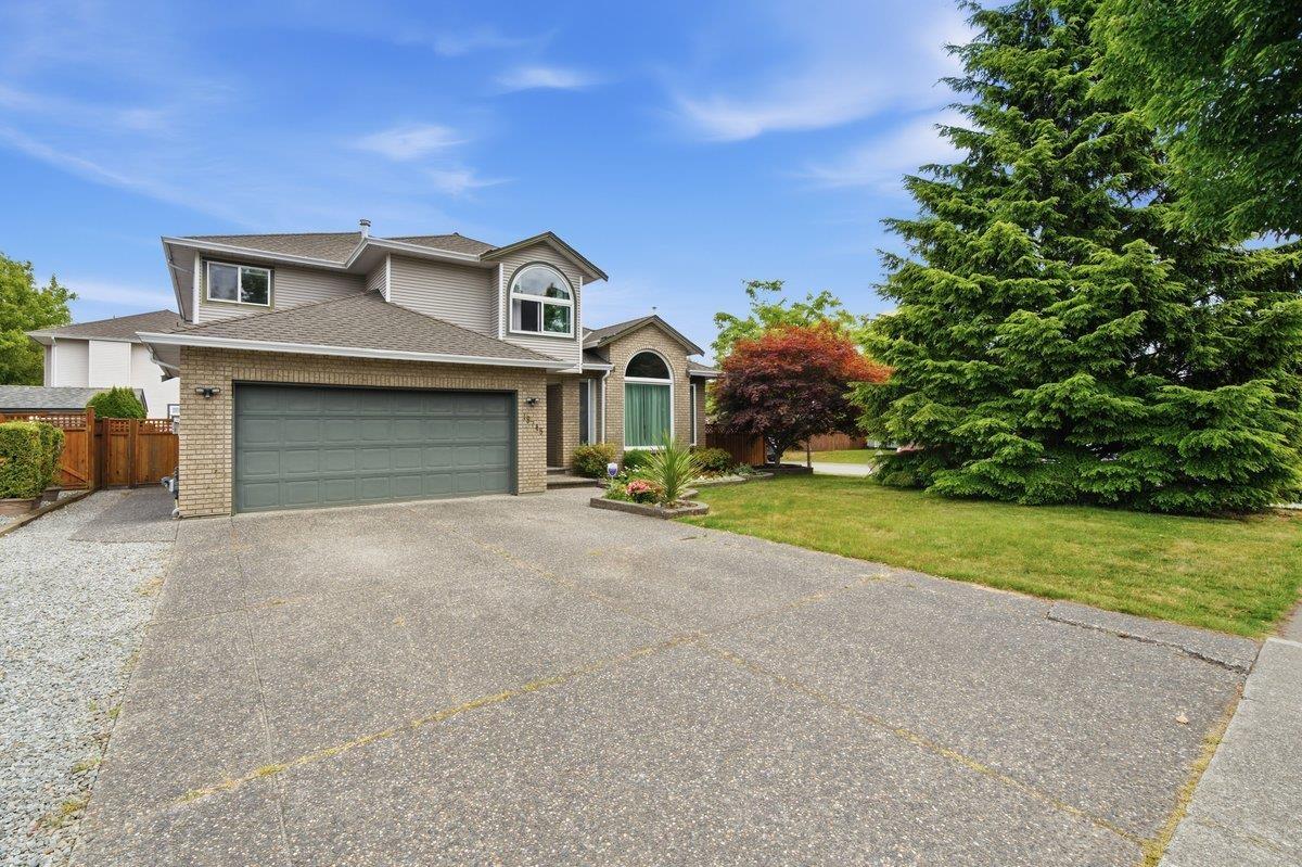 18745 65 Avenue, Surrey, British Columbia  V3S 8V2 - Photo 2 - R3137237