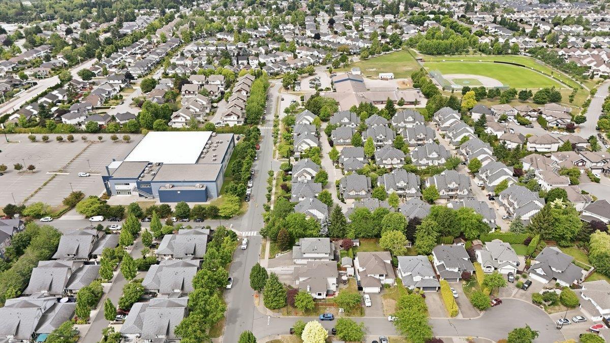 18745 65 Avenue, Surrey, British Columbia  V3S 8V2 - Photo 40 - R3137237