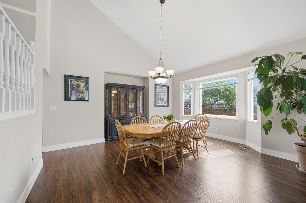 18745 65 Avenue, Surrey, British Columbia  V3S 8V2 - Photo 5 - R3137237