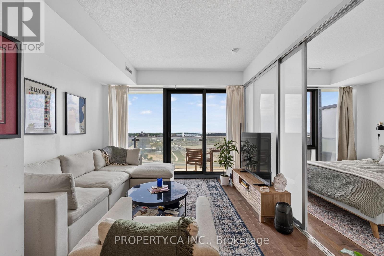 1409 - 390 CHERRY STREET, Toronto, Ontario