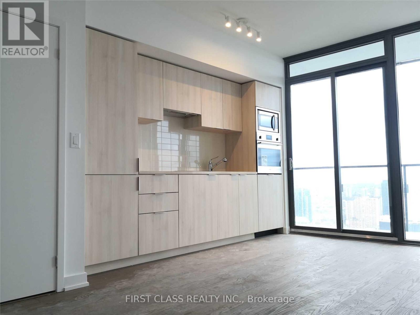 4613 - 11 Wellesley Street W, Toronto, Ontario M4Y 1E8 - Photo 7 - C13458808