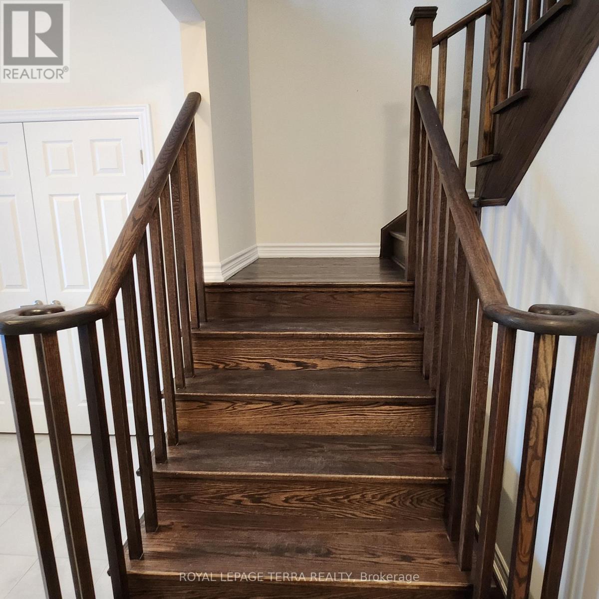 338 Fleetwood Drive, Oshawa, Ontario  L1K 3G2 - Photo 13 - E13458768