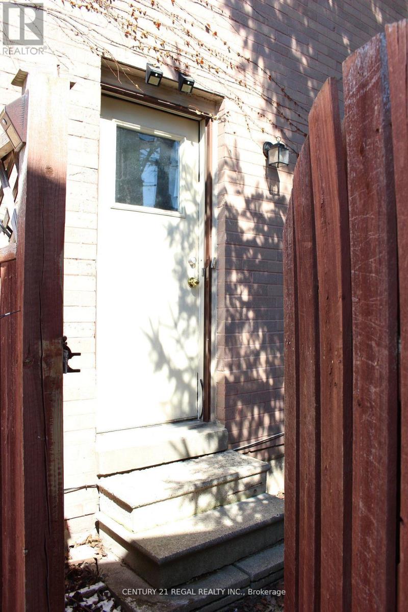 1510 Terracotta (Bsmt) Court, Pickering, Ontario  L1X 2M8 - Photo 3 - E13458798
