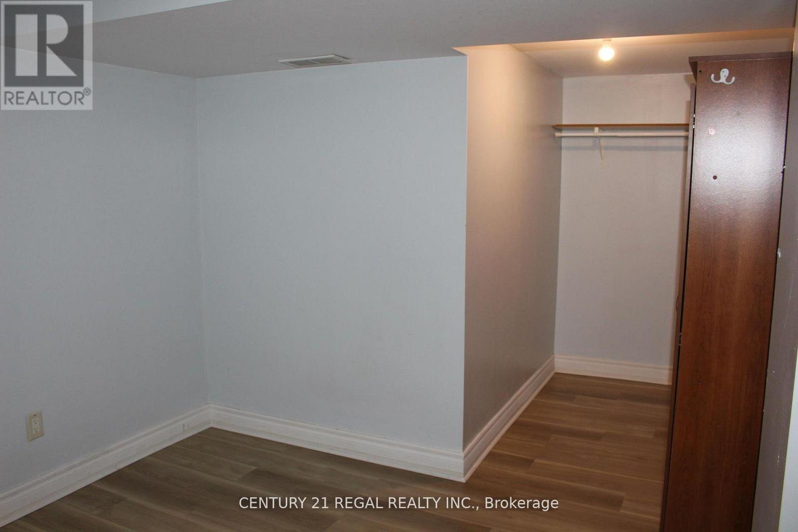 1510 Terracotta (Bsmt) Court, Pickering, Ontario  L1X 2M8 - Photo 9 - E13458798