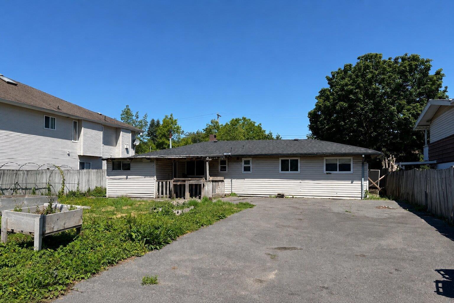 14086 72 AVENUE, Surrey, British Columbia