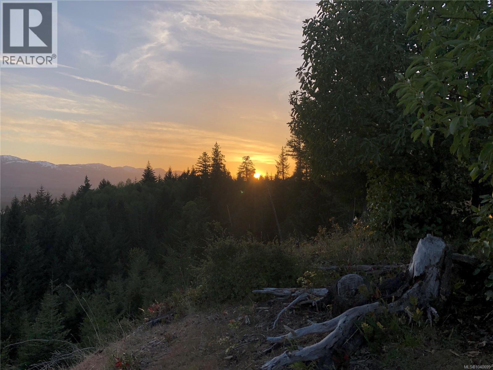 8401 Keith Wagner Way, Denman Island, British Columbia  V0R 1T0 - Photo 11 - 1040699