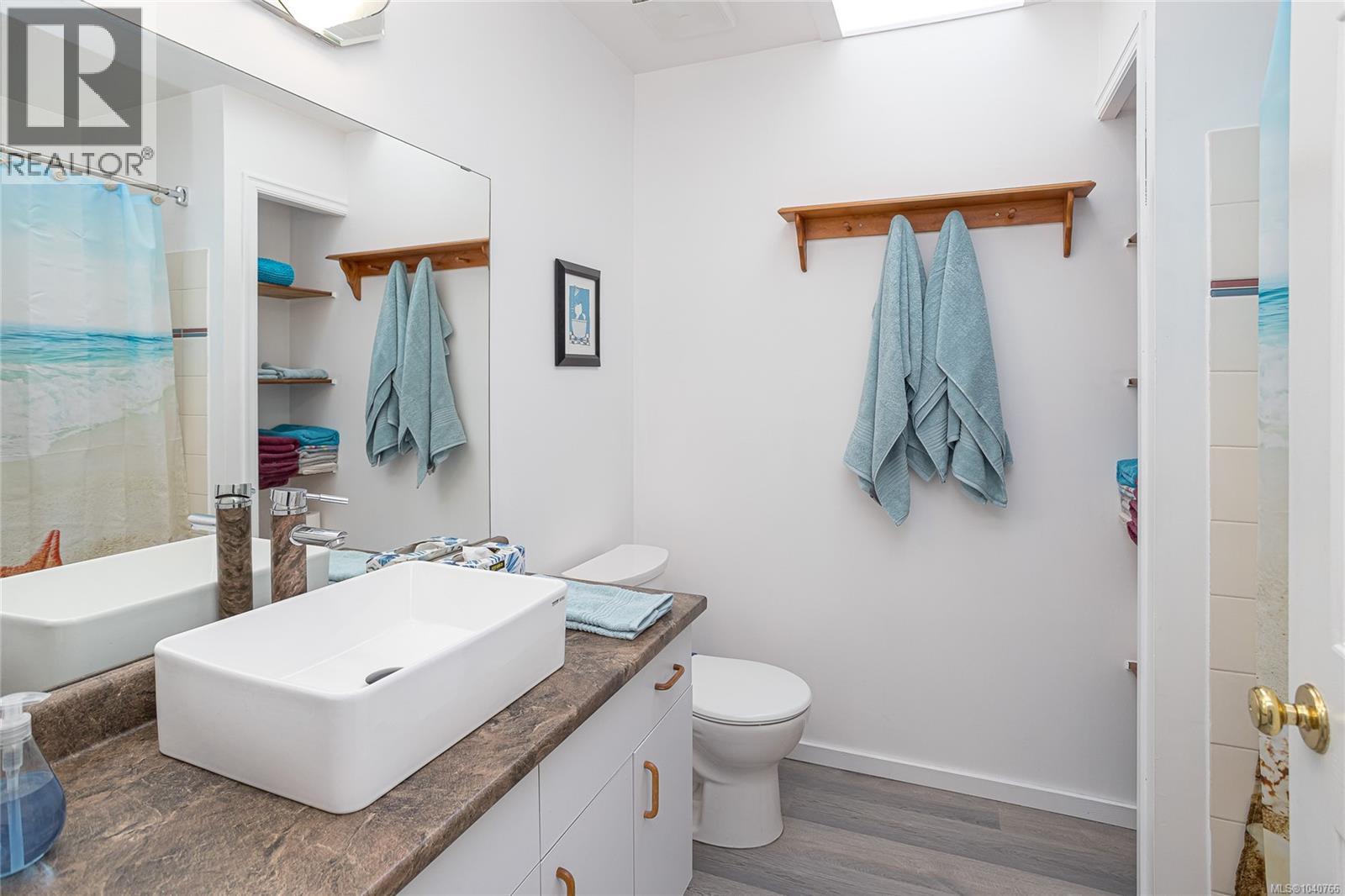6435 Loganberry Pl, Central Saanich, British Columbia  V8Z 7E6 - Photo 22 - 1040766