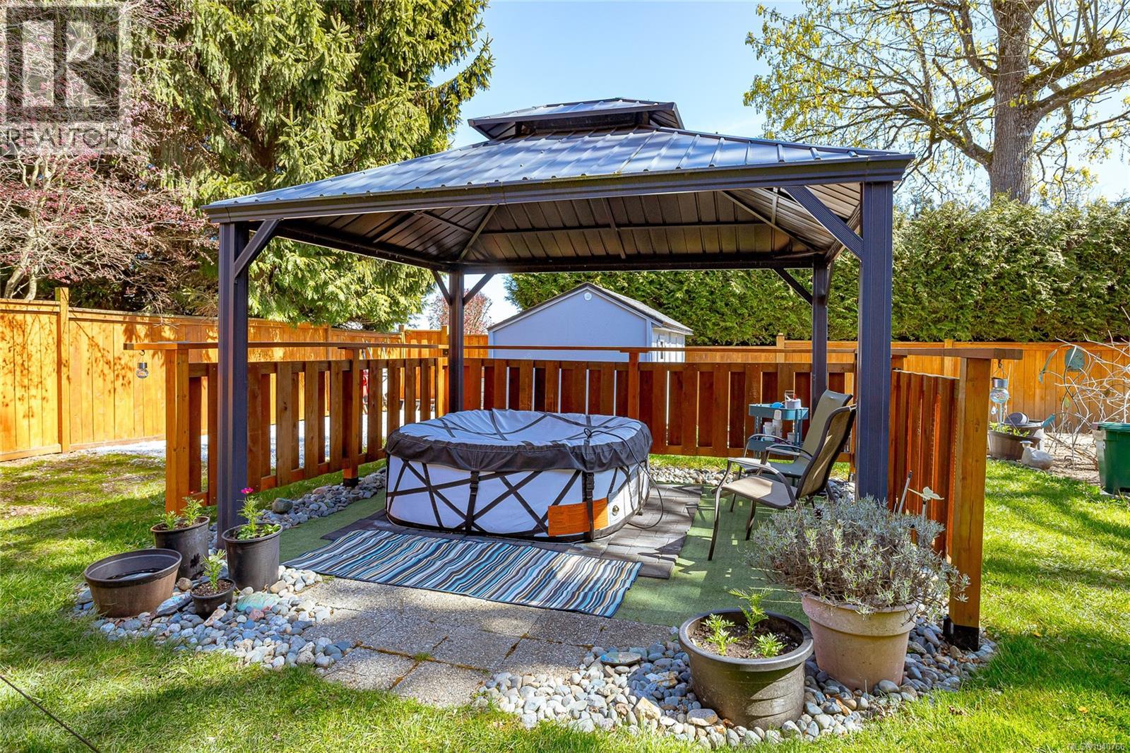 6435 Loganberry Pl, Central Saanich, British Columbia  V8Z 7E6 - Photo 41 - 1040766