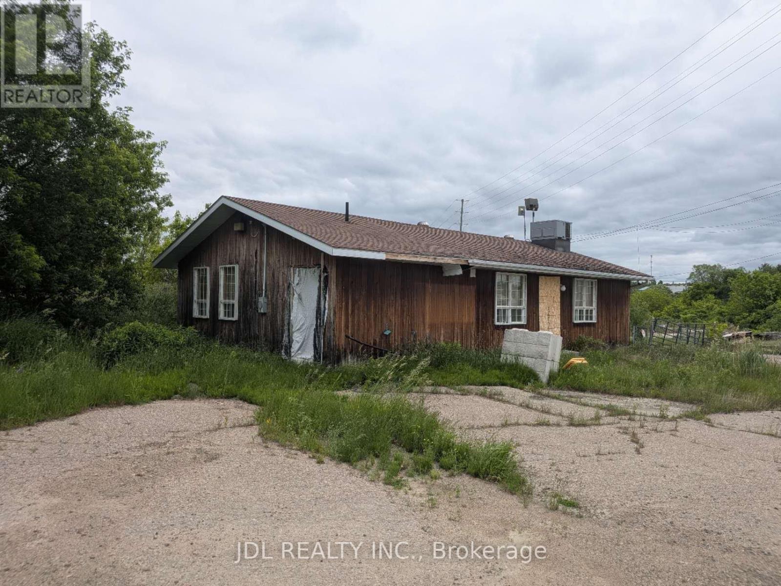 297 BOUNDARY ROAD E, Pembroke, Ontario