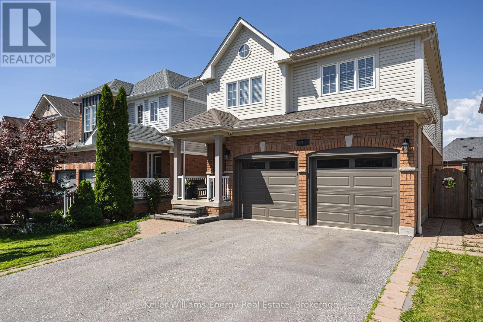 4 Holman Court, Whitby, Ontario  L1P 1W9 - Photo 2 - E13458950