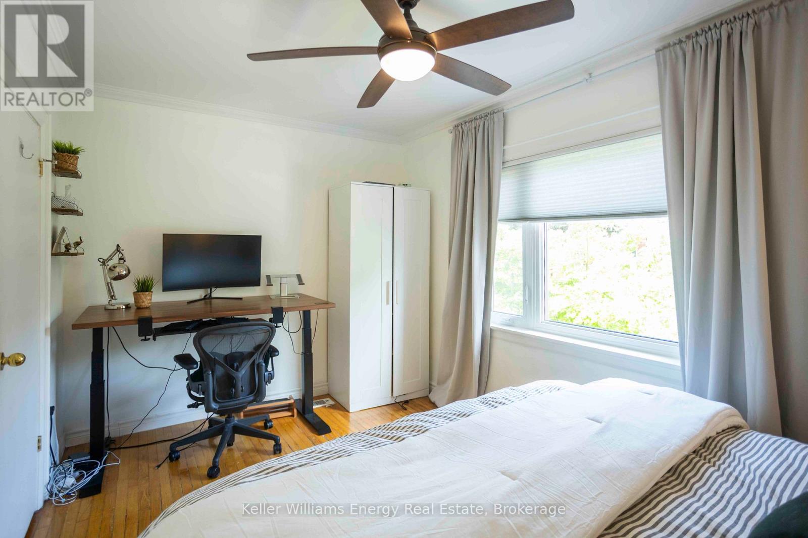 134 Mcroberts Avenue, Toronto, Ontario  M6E 4P5 - Photo 11 - W13458944