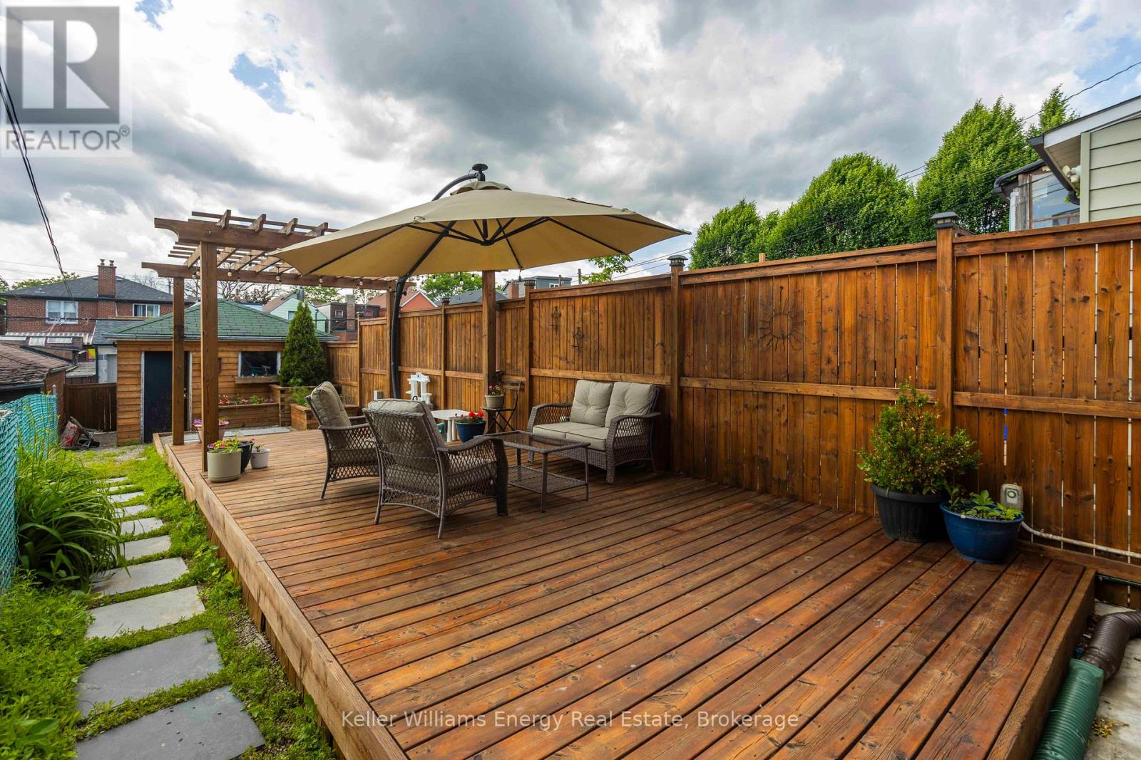 134 Mcroberts Avenue, Toronto, Ontario  M6E 4P5 - Photo 24 - W13458944