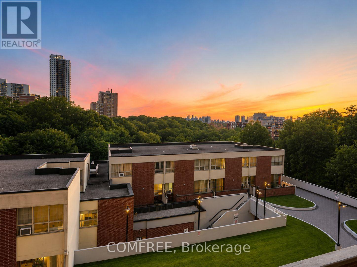 412 - 1 Massey Square, Toronto, Ontario M4C 5L4 - Photo 12 - E13458954