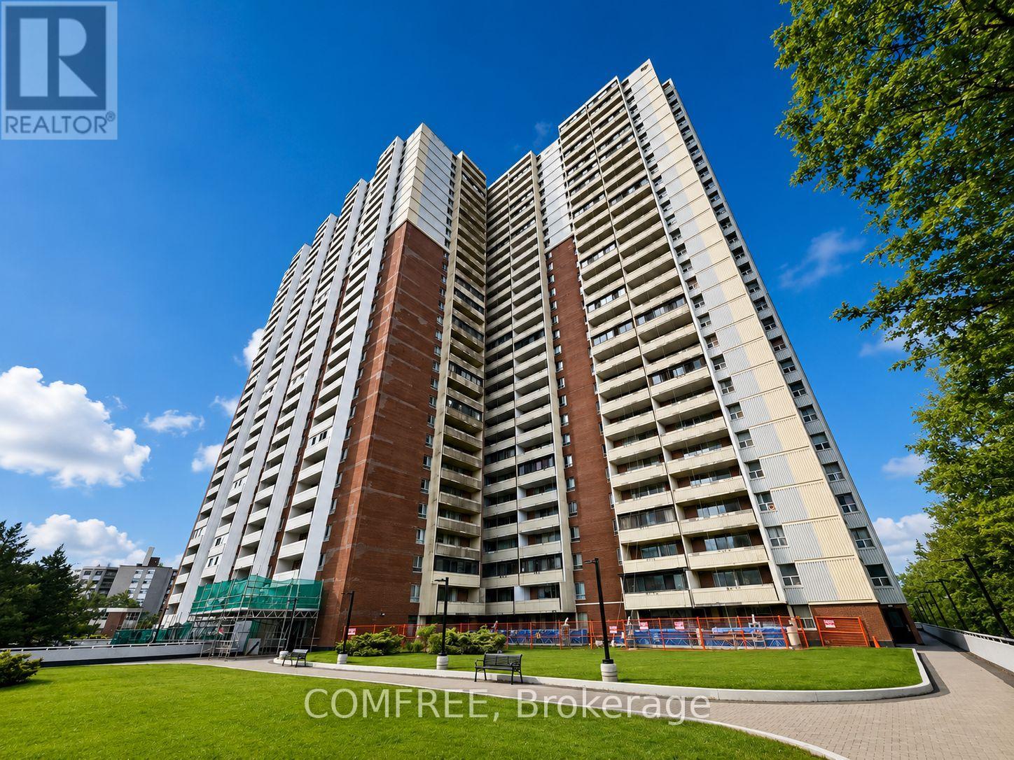 412 - 1 Massey Square, Toronto, Ontario M4C 5L4 - Photo 2 - E13458954