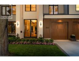 203 WEYBOURNE Road, Oakville, Ontario