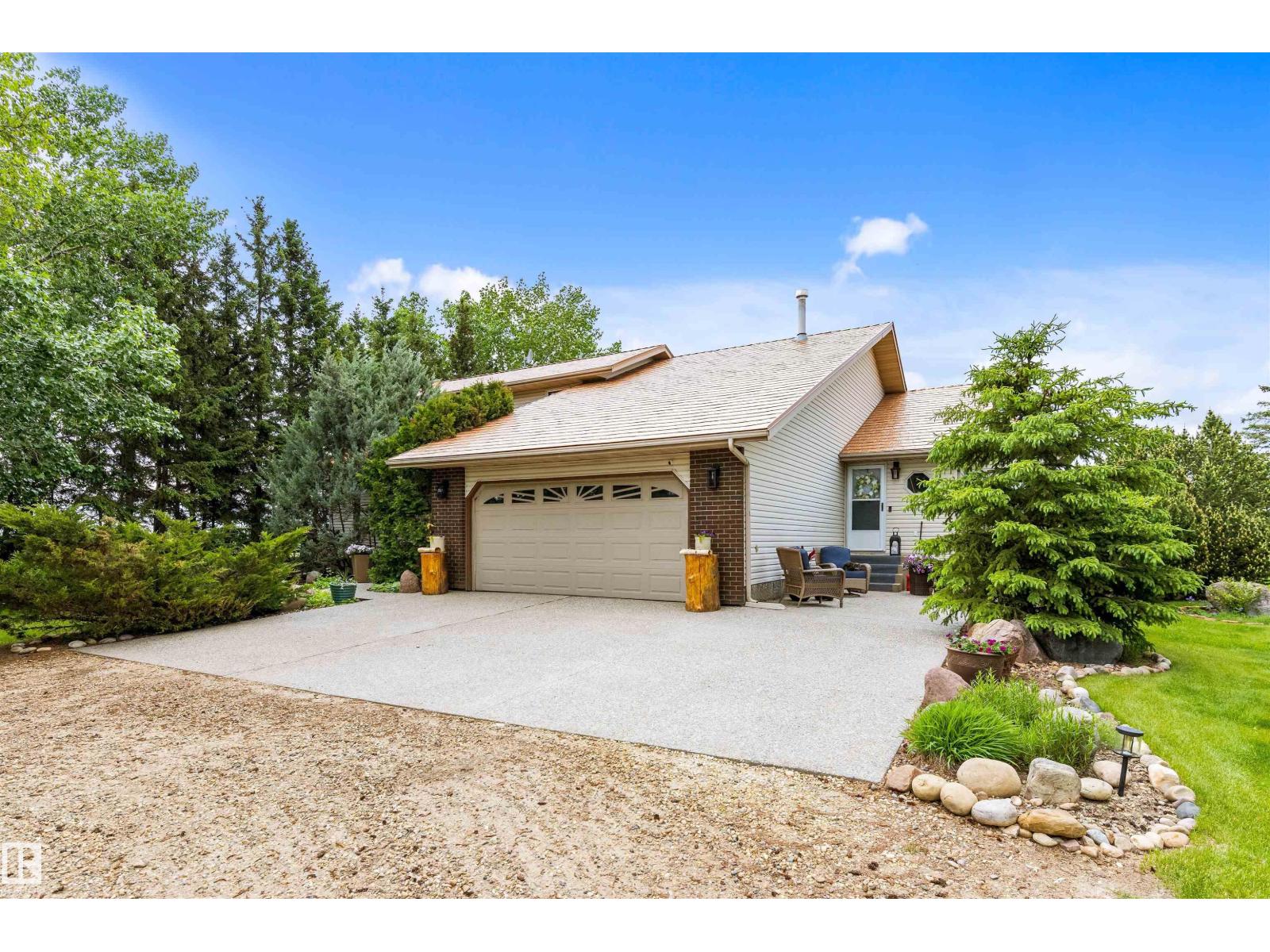 55521 Rge Road 233, Rural Sturgeon County, Alberta  T0A 1N1 - Photo 2 - E4494122