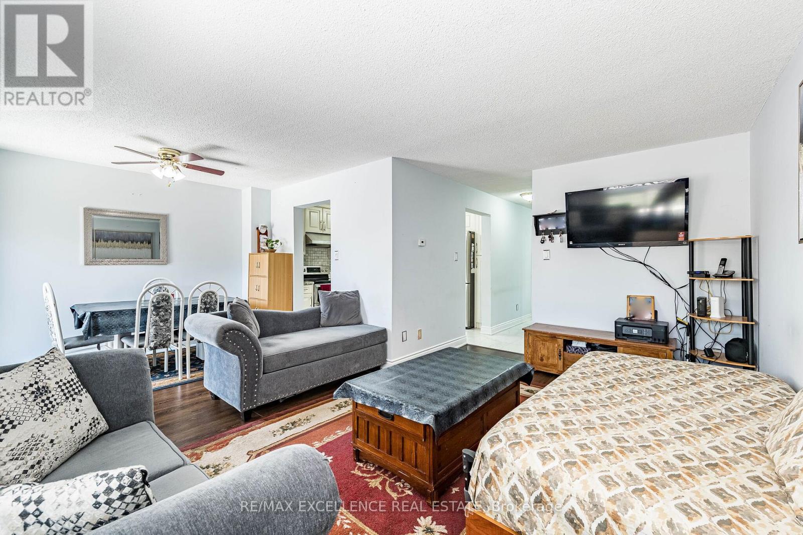 6 Stalbridge Avenue, Brampton, Ontario  L6Y 4H1 - Photo 16 - W13443366