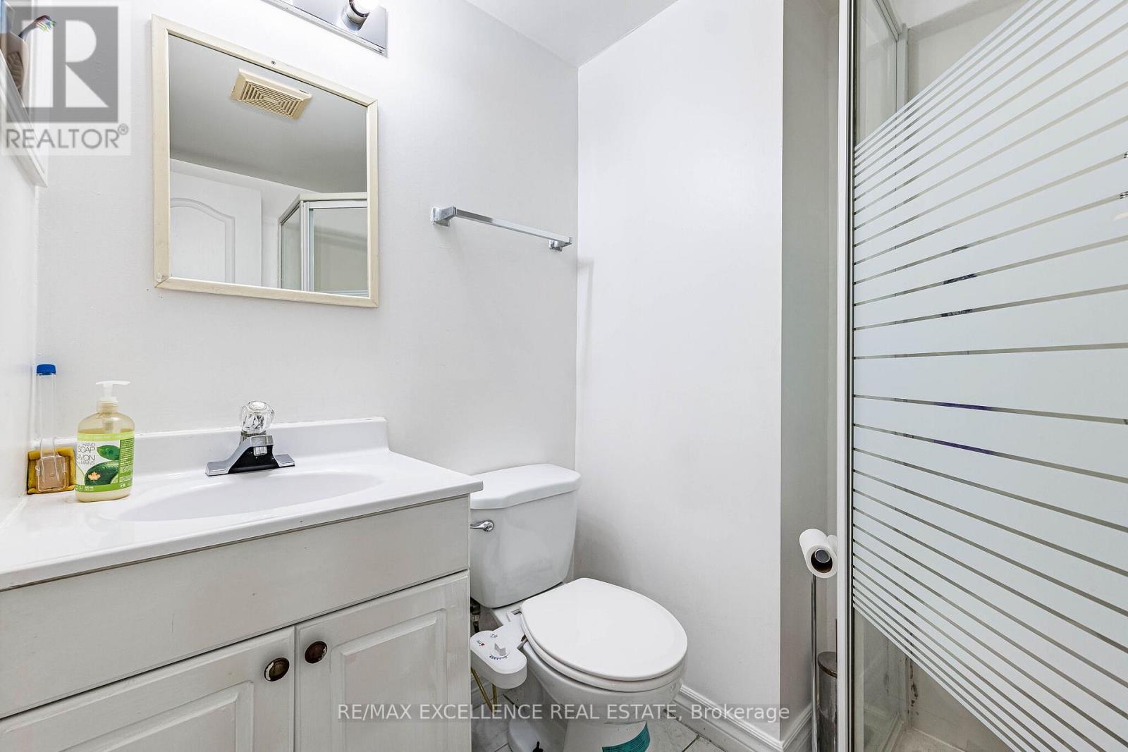 6 Stalbridge Avenue, Brampton, Ontario  L6Y 4H1 - Photo 28 - W13443366